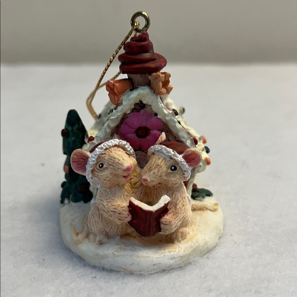 House Of Lloyd Christmas Around The World Sweet Places House Ornaments- Set of 3 - Picture 7 of 11